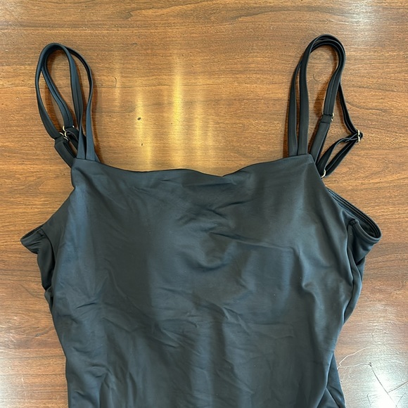 Andie Swim The Rockaway One Piece in Black L - Picture 4 of 7